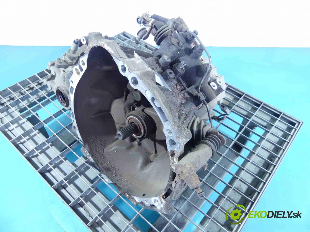 Toyota Corolla E11 1997-2002 1,4.0 16v 86 HP manual 63 kW 1332 cm3 3- prevodovka stupeň,rýchlosť manual