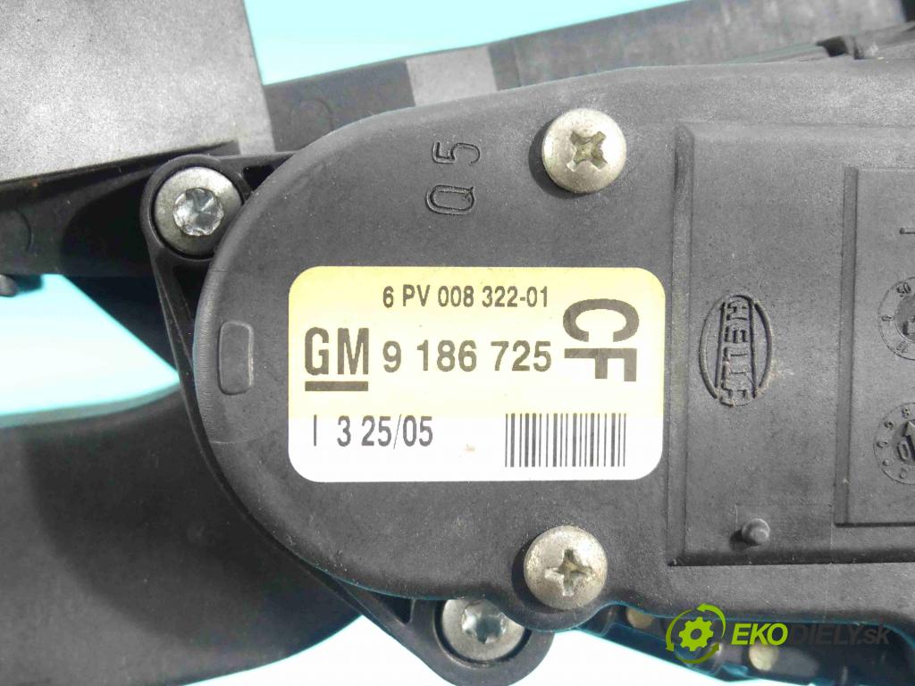 Opel Signum 1.9 cdti 150 HP automatic 110 kW 1910 cm3 5- pedále 9186725 (Pedále)