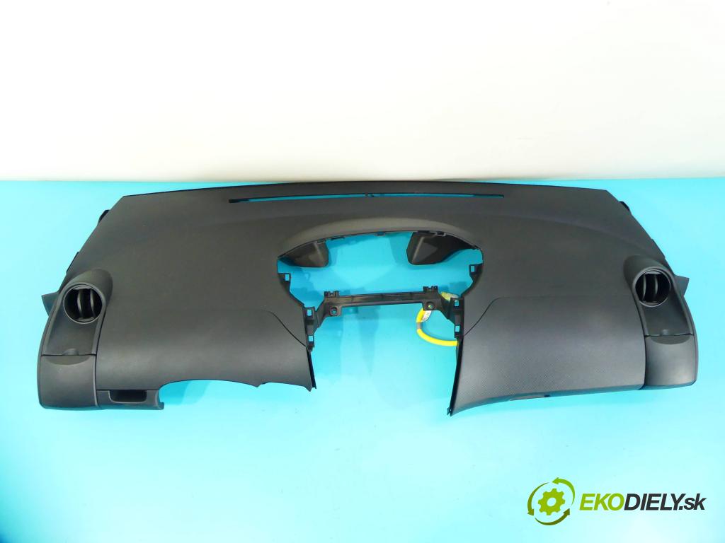 Toyota Yaris II 2005-2011 1.4 D4D 90 HP manual 66 kW 1364 cm3 3- kokpit,pristrojová doska rozdeľovacia 89170-0D180