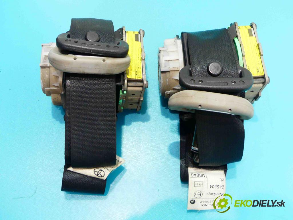 Toyota Yaris II 2005-2011 1.4 D4D 90 HP manual 66 kW 1364 cm3 3- kokpit,pristrojová doska rozdeľovacia 89170-0D180