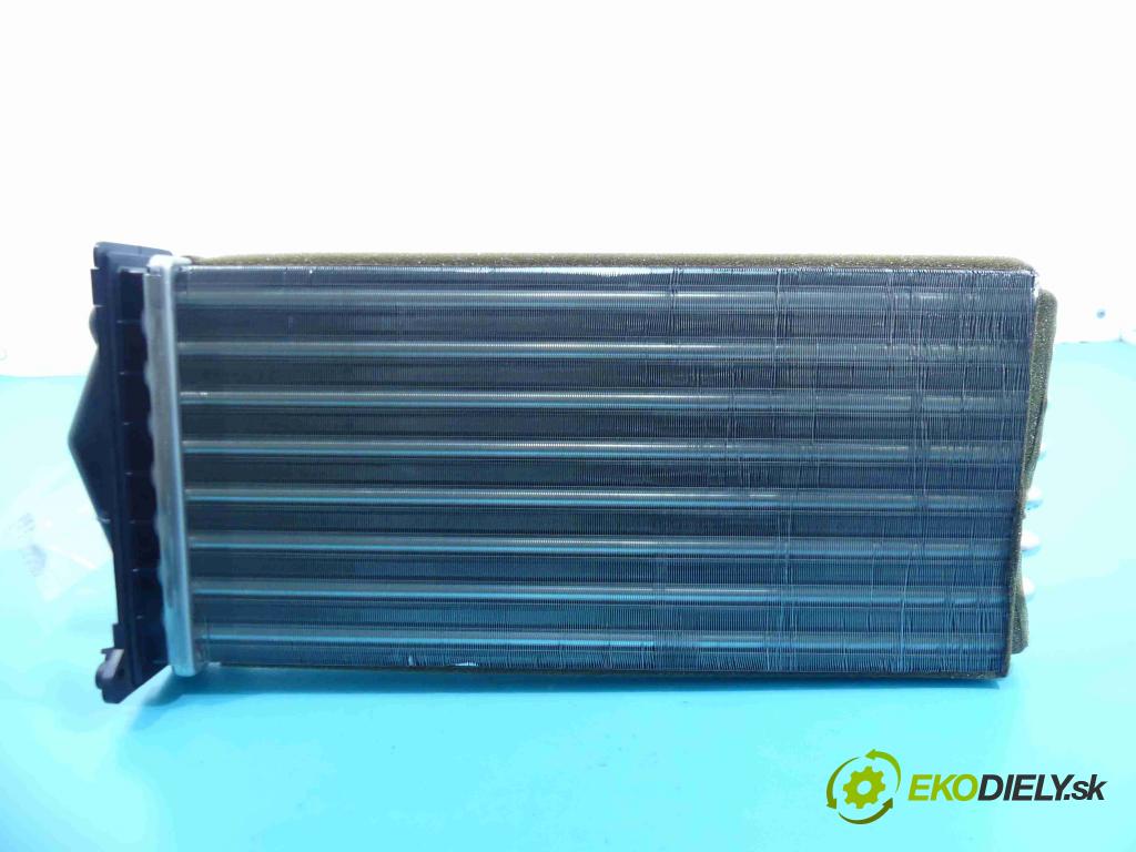 Peugeot 3008 2009-2016 1.6 hdi 111KM manual 82 kW 1560 cm3 5- radiator  (Radiátory kúrenia)