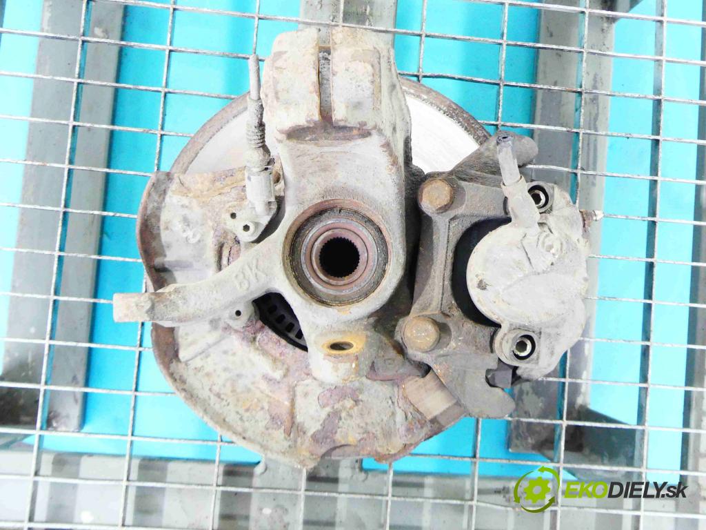 Seat Toledo II 1998-2004 2.3 20v 150 HP manual 110 kW 2324 cm3 4- náboj ľavé  (Náboje)