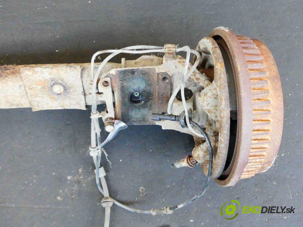 Dodge Caravan IV 2000-2007 3.3 V6 182KM automatic 134 kW 3301 cm3 5- zadní výztuha