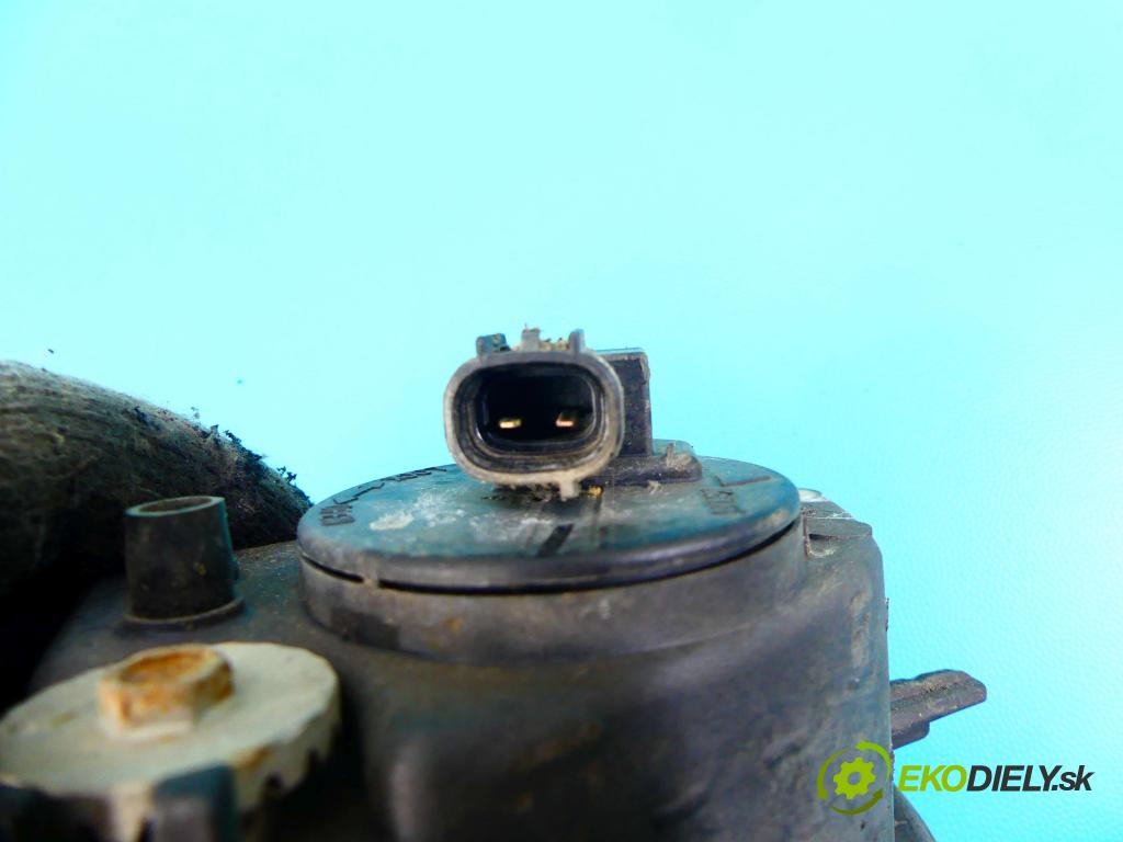 Toyota Corolla E11 1997-2002 1.9d 69KM manual 51 kW 1867 cm3 5- Halogen pravý (Ostatné)