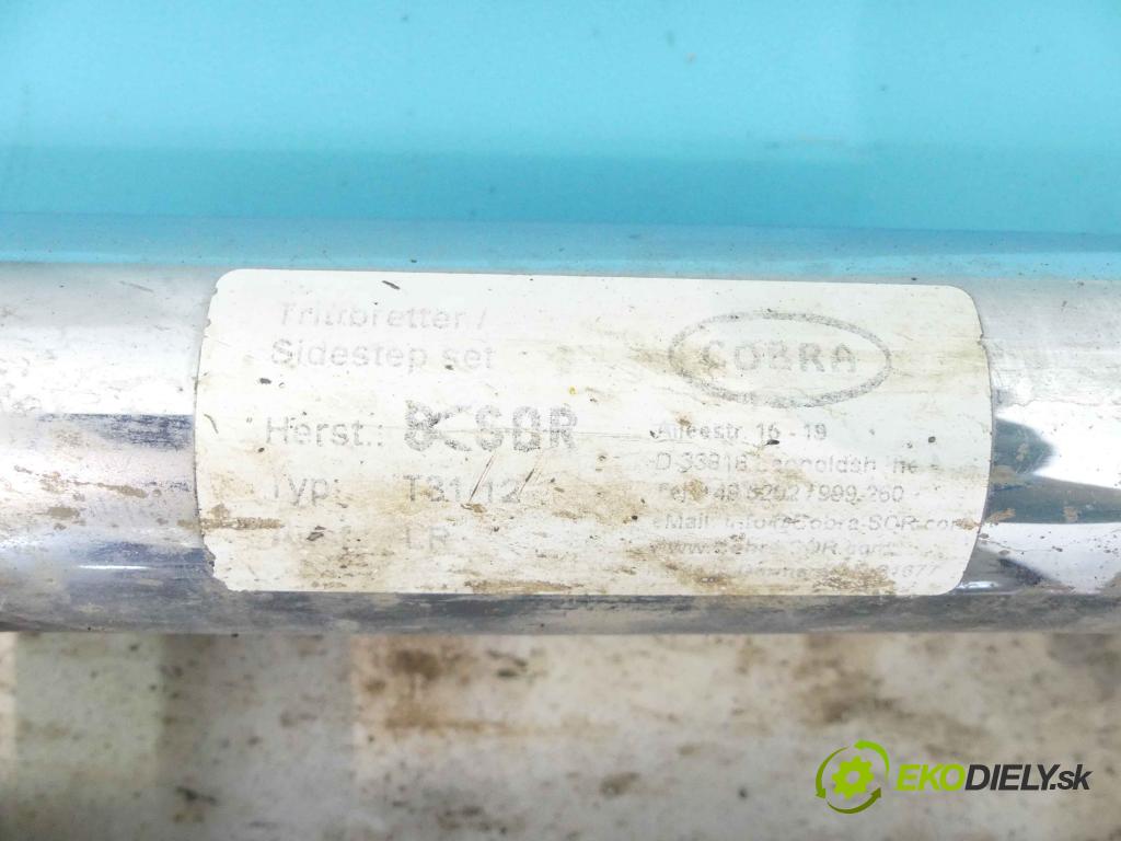 Nissan X-trail II 2008-2013 2.5 16v 169KM manual 124 kW 2488 cm3 5- práh pravý  (Ostatní)