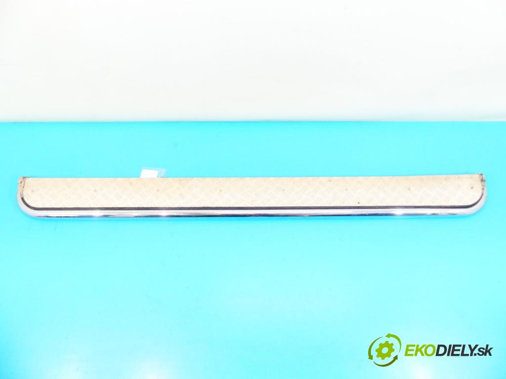 Nissan X-trail II 2008-2013 2.5 16v 169KM manual 124 kW 2488 cm3 5- práh pravý  (Ostatní)