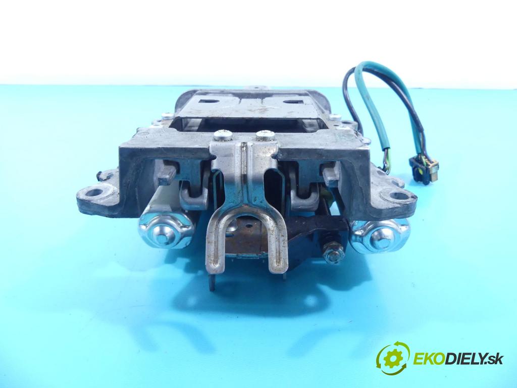 Vw Touareg 2002-2010 5.0 tdi 313 HP automatic 230 kW 4921 cm3 5- Sloupec: volant 7L0419501BF (Tyče riadenia (volantu))