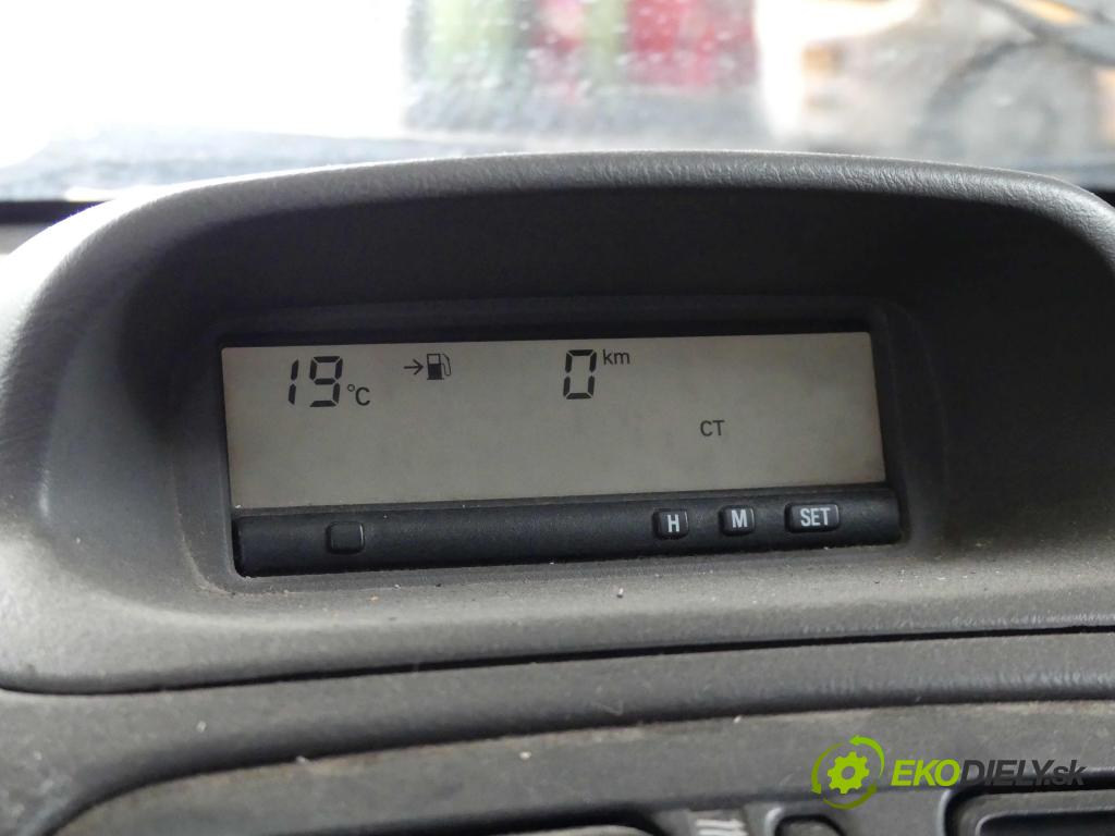 Mitsubishi Space star 1.3 16v 86 HP manual 63 kW 1299 cm3 5- Zobrazit: MR381289 (Prístrojové dosky, displeje)