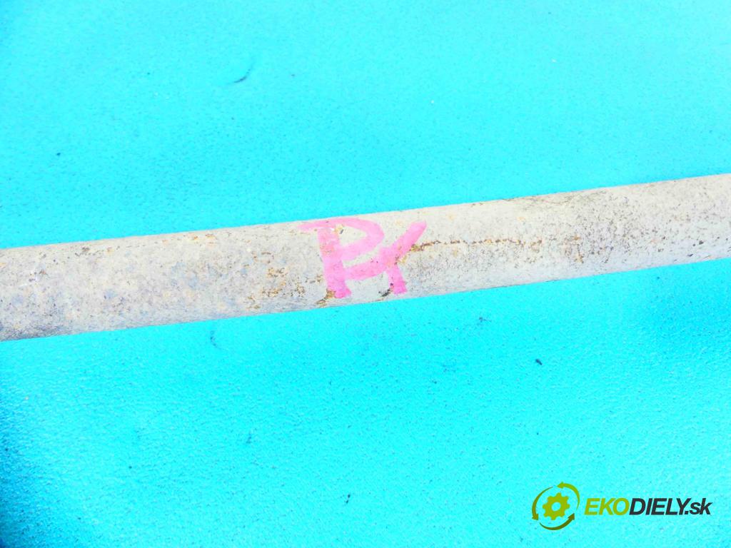 Nissan X-trail II 2008-2013 2.5 16v 169KM manual 124 kW 2488 cm3 5- poloos pravé  (Poloosy)