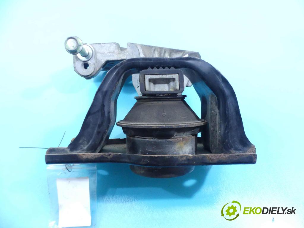 Nissan X-trail II 2008-2013 2.5 16v 169KM manual 124 kW 2488 cm3 5- airbag motora  (Držiaky motora)