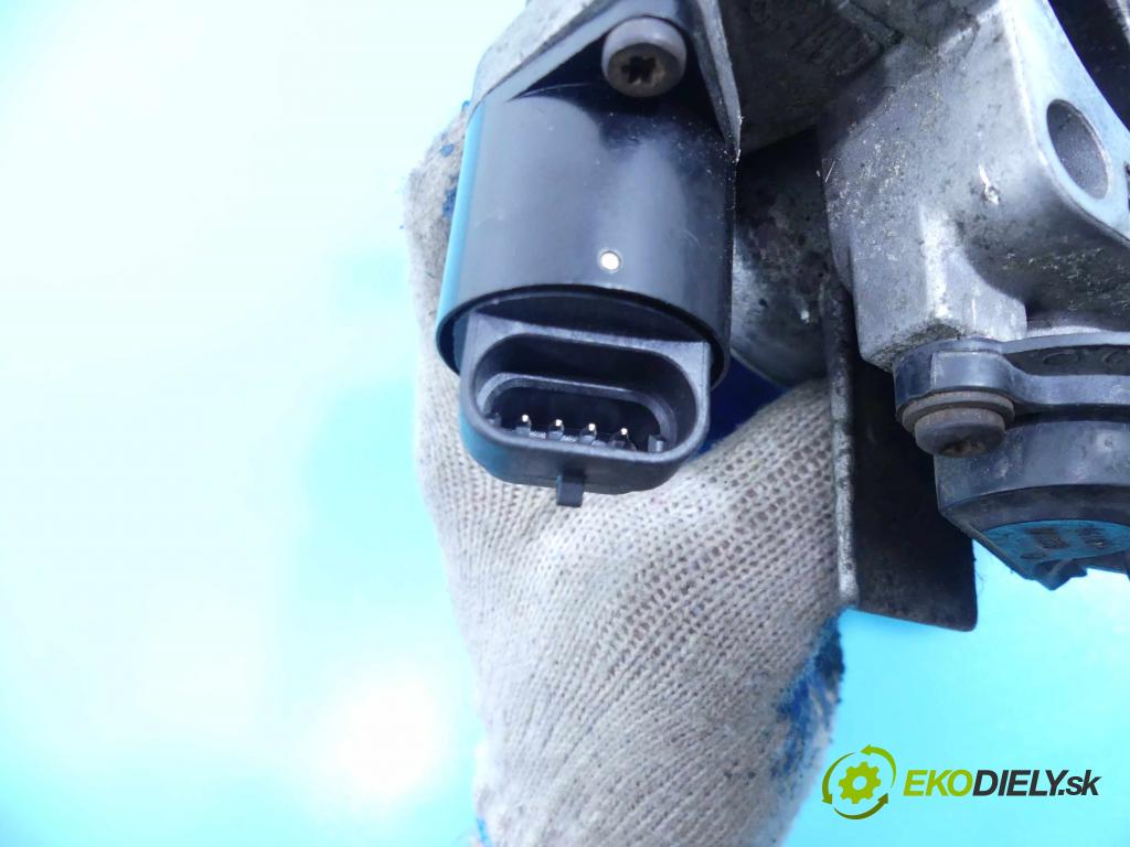 Opel Vectra B 1995-2002 1.6 16v 101 HP manual 74 kW 1598 cm3 4- klapka 90529710 (Škrtiace klapky)