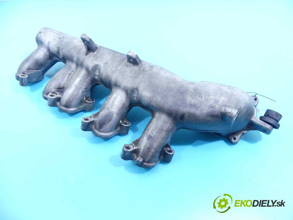 Vw Touareg 2002-2010 5.0 tdi 313 HP automatic 230 kW 4921 cm3 5- zvod nasávací 07Z129714H (Sacie potrubia)