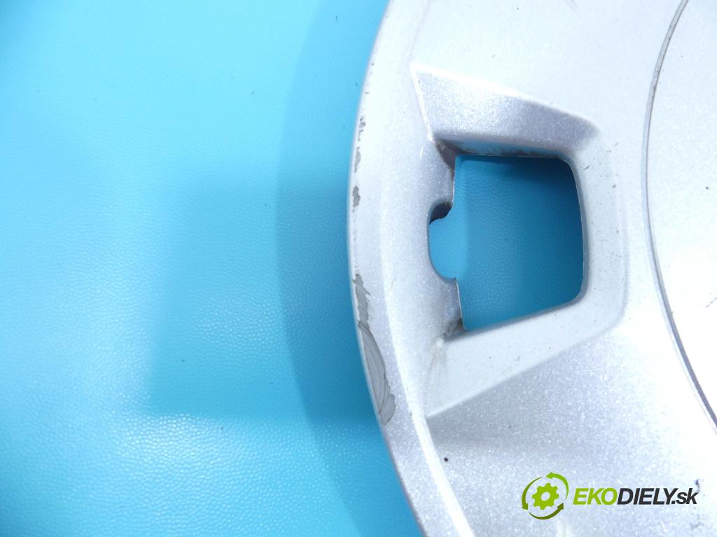 Skoda Fabia I 1999-2007 1.4 mpi 68 HP manual 50 kW 1397 cm3 5- puklica 6Y0601147C (Puklice)