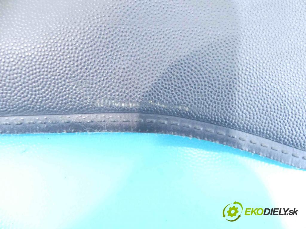 Opel Signum 2.2 16v 155 HP manual 114 kW 2198 cm3 5- roleta  (Rolety kufra)