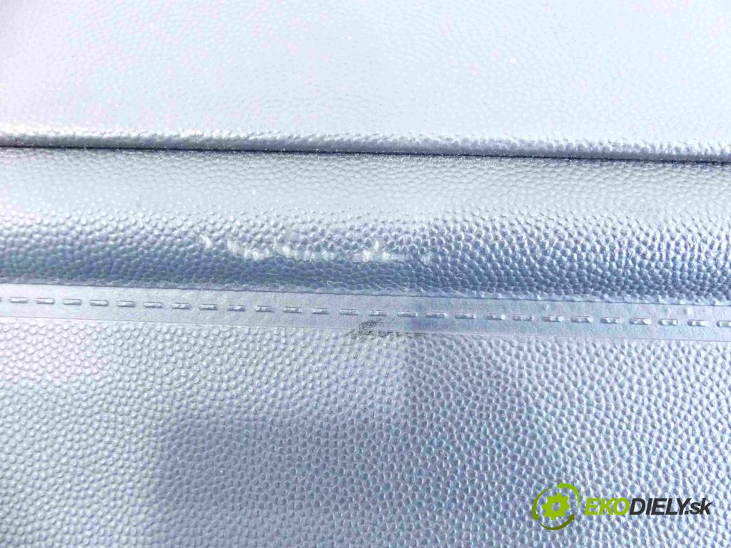 Opel Signum 2.2 16v 155 HP manual 114 kW 2198 cm3 5- roleta  (Rolety kufra)