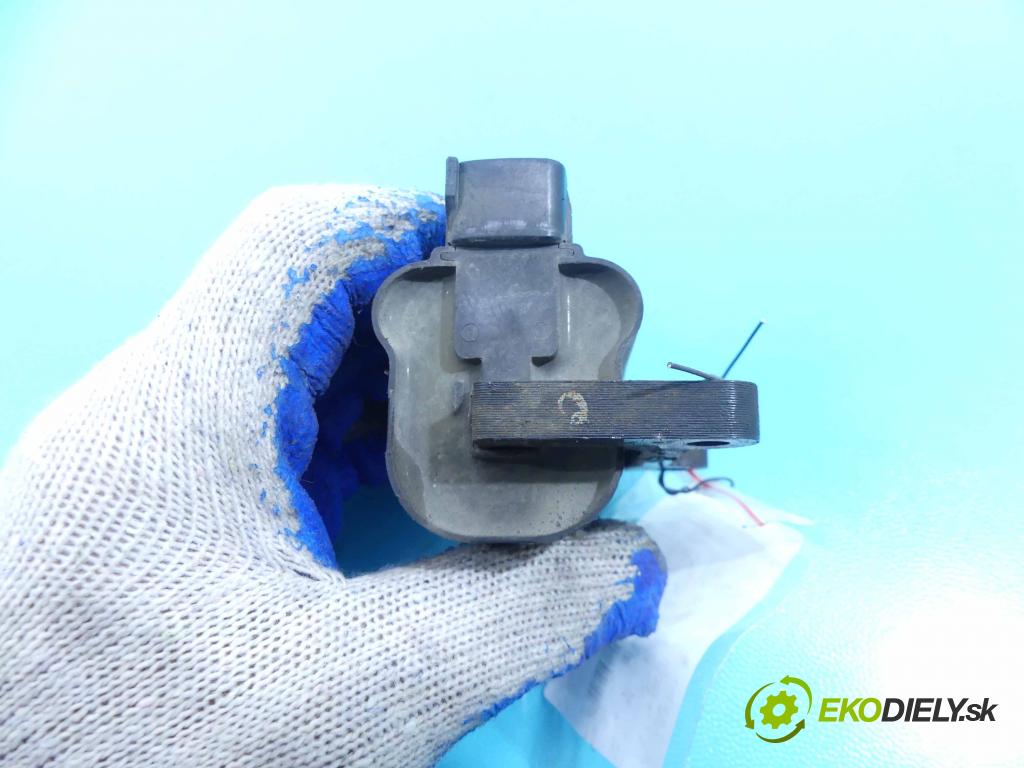 Hyundai Coupe 1.6 16v 105 HP manual 77 kW 1599 cm3 3- cievka zapaľovacia  (Zapaľovacie cievky, moduly)