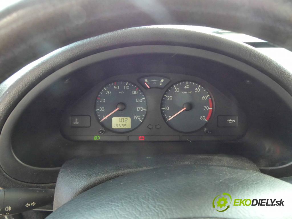 Citroen Saxo 1.1 60 HP manual 44 kW 1124 cm3 3- prístrojovka/ budíky 9640993780 (Prístrojové dosky, displeje)