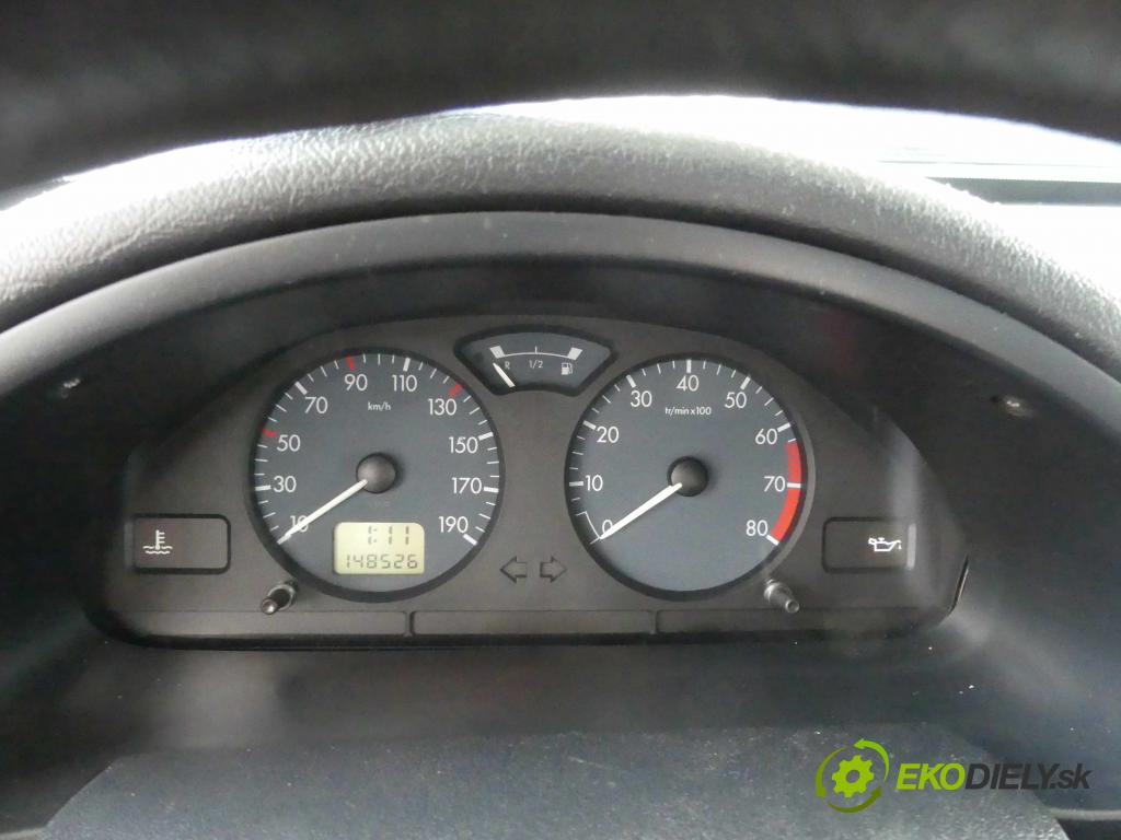 Citroen Saxo 1.1 60 HP manual 44 kW 1124 cm3 3- prístrojovka/ budíky 9640993780 (Prístrojové dosky, displeje)