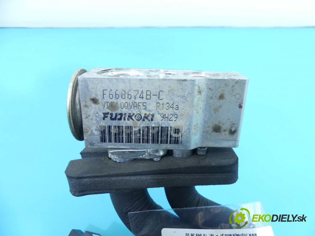 Toyota Aygo 2005-2014 1.0 vvti 68 HP manual 50 kW 998 cm3 5- radiator  (Radiátory kúrenia)