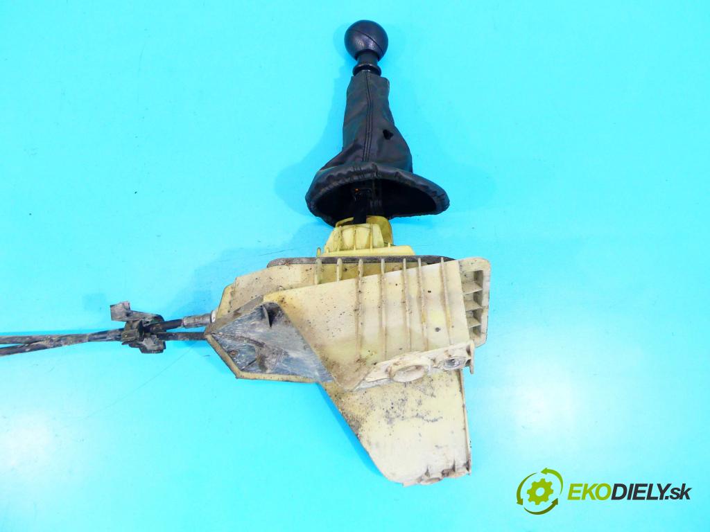 Fiat Punto II 1999-2010 1.2 60 HP manual 44 kW 1242 cm3 5- Páka: Změny: stupeň,rýchlosť 7353104020 (Rýchlostné páky / kulisy)