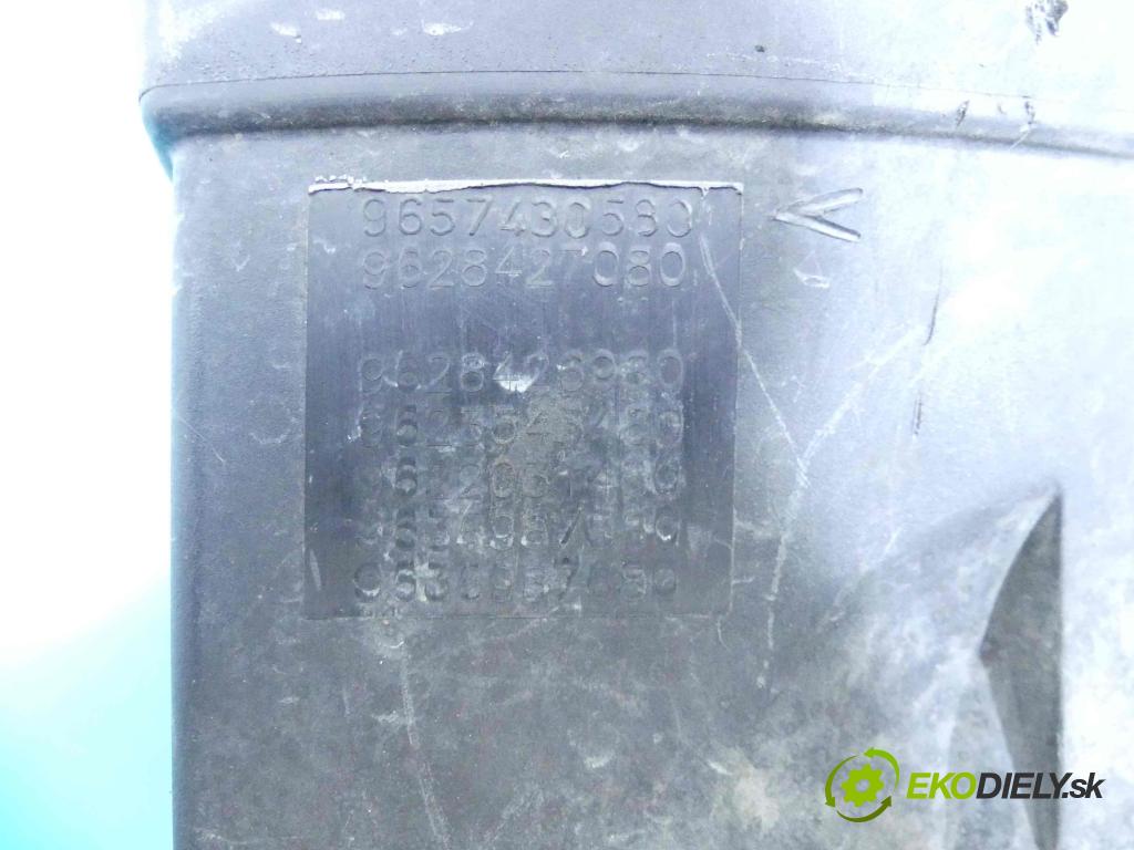 Peugeot 206 2.0 hdi 90 hp manual 66 kW 1997 cm3 5- obal filtra vzduchu 9657430580 (Kryty filtrů)