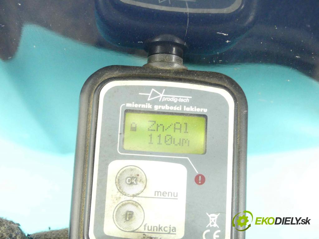 Hyundai Trajet 2.0 crdi 113 hp manual 83 kW 1991 cm3 5- blatnik přední pravý