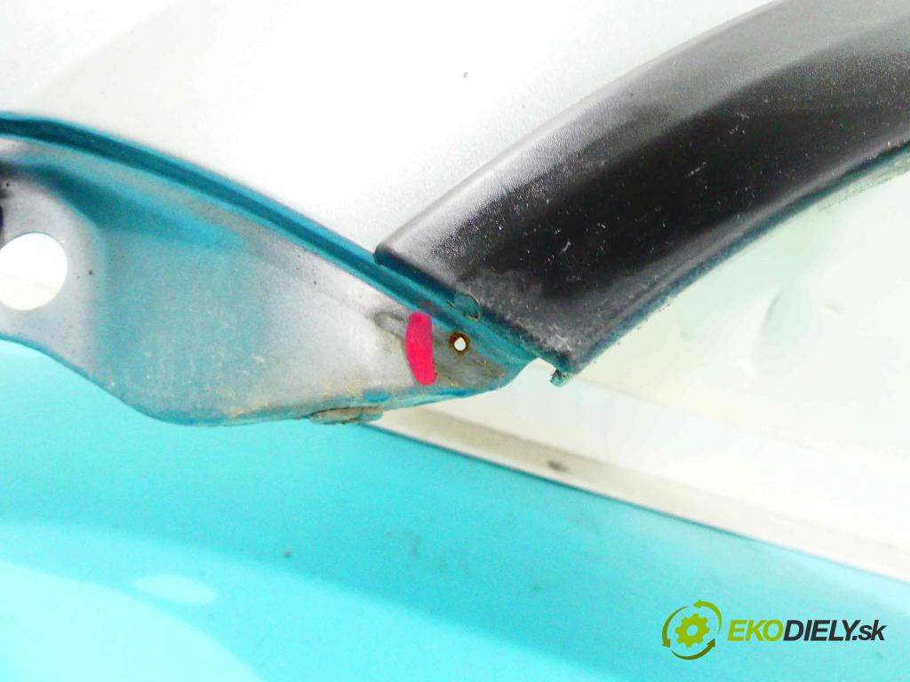 Suzuki Ignis 1,3.0 DDiS 69KM manual 51 kW 1248 cm3 5- blatnik přední levý