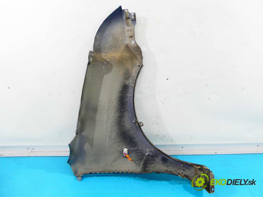 Suzuki Ignis 1,3.0 DDiS 69KM manual 51 kW 1248 cm3 5- blatnik přední levý