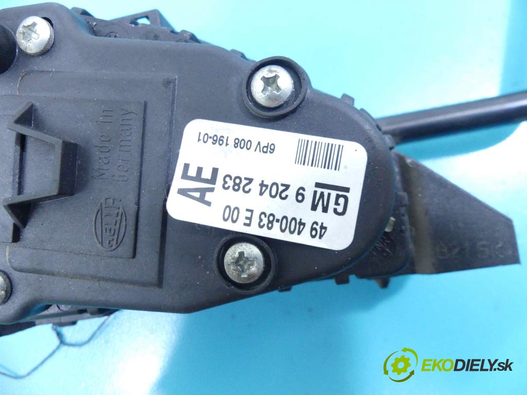 Suzuki Ignis 1,3.0 DDiS 69KM manual 51 kW 1248 cm3 5- pedále 9204283AE (Pedále)