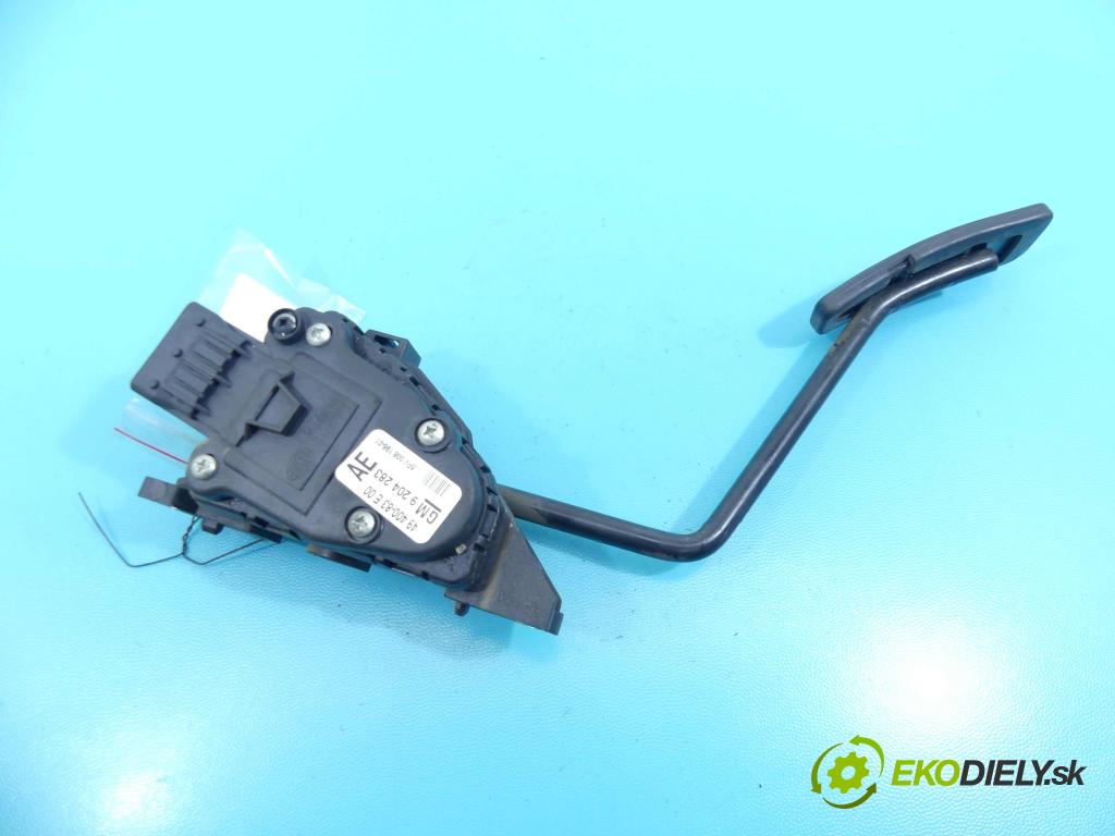 Suzuki Ignis 1,3.0 DDiS 69KM manual 51 kW 1248 cm3 5- pedále 9204283AE (Pedále)