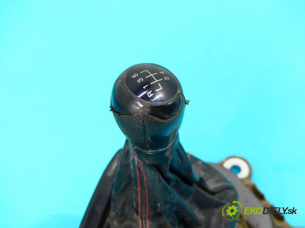 Seat Leon I 1999-2005 1.9 tdi 90 HP manual 66 kW 1896 cm3 5- Páka: Změny: stupeň,rýchlosť 1J0711049T (Rýchlostné páky / kulisy)