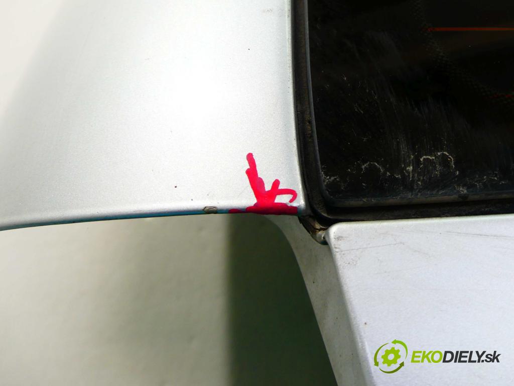 Vw Golf IV 1997-2003 1.9 tdi 101 hp manual 74 kW 1896 cm3 5- zadní kufrové dveře  (Zadní kapoty)