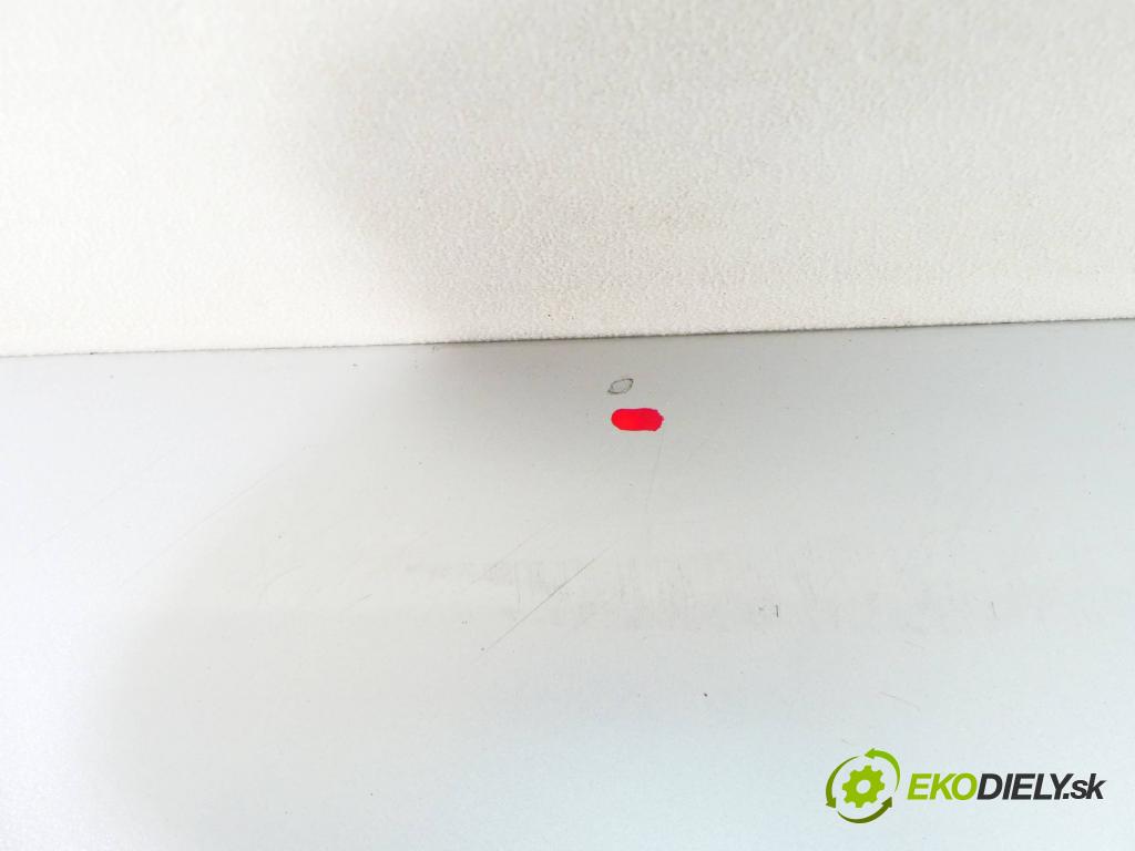 Vw Golf IV 1997-2003 1.9 tdi 101 hp manual 74 kW 1896 cm3 5- zadní kufrové dveře  (Zadní kapoty)