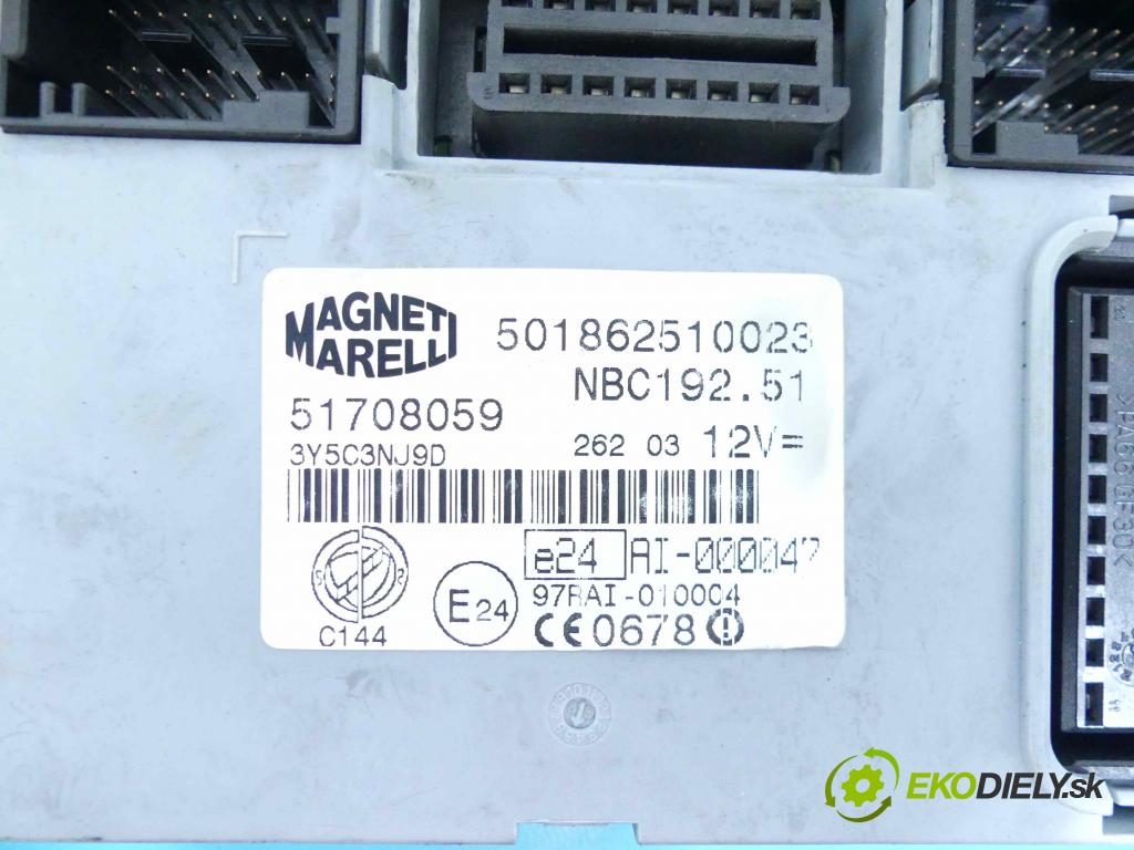 Fiat Stilo 1.2 16v 80 HP manual 59 kW 1242 cm3 3- modul riadiaca jednotka 51708059 (Ostatné)