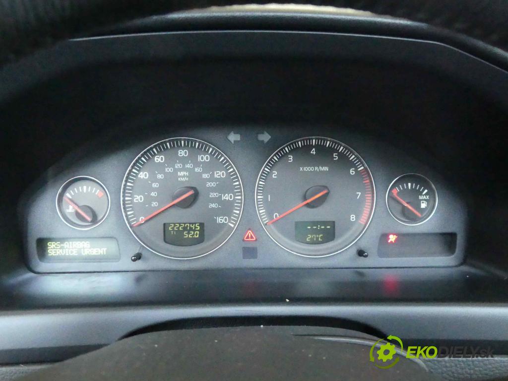 Volvo S60 I 2000-2010 2.5 T 209KM automatic 154 kW 2521 cm3 4- prístrojovka/ budíky 8673261 (Prístrojové dosky, displeje)