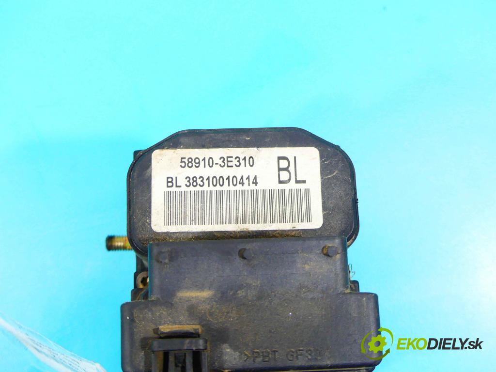 Kia Sorento I 2003-2009 2.5 CRDi 140 HP automatic 103 kW 2497 cm3 5- čerpadlo abs 58910-3E310 (Pumpy ABS)