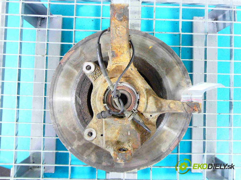 Renault Espace IV 2003-2014 2.2 dci 150 HP manual 110 kW 2188 cm3 5- náboj pravé  (Náboje)