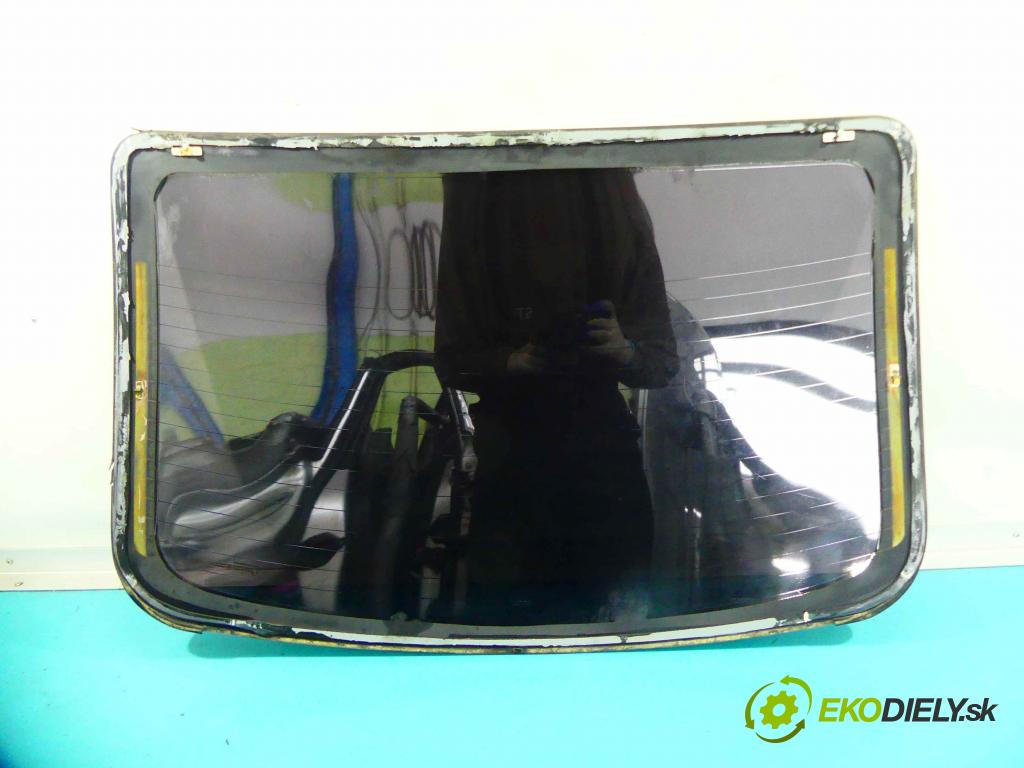 Mazda 3 I BK 2003-2009 2.0 16v 150 hp manual 110 kW 1999 cm3 4- sklo zadní  (Okna zadní)