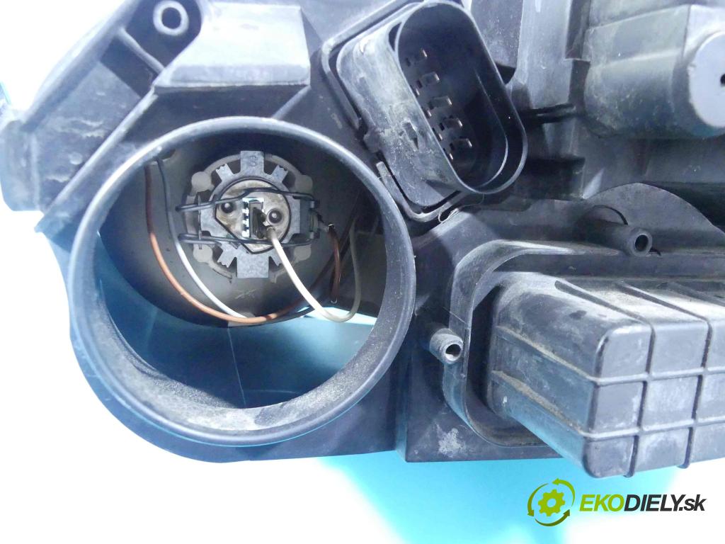 Vw Polo IV 9N 2001-2009 1.2 12v 64 hp manual 47 kW 1198 cm3 3- světlo pravý 6Q1941008M
