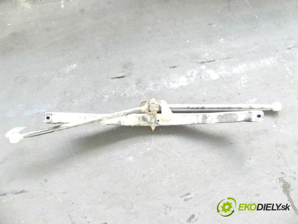 Opel Astra IV 2009-2015 1.4 16v 101 hp manual 74 kW 1398 cm3 5- zadní výztuha