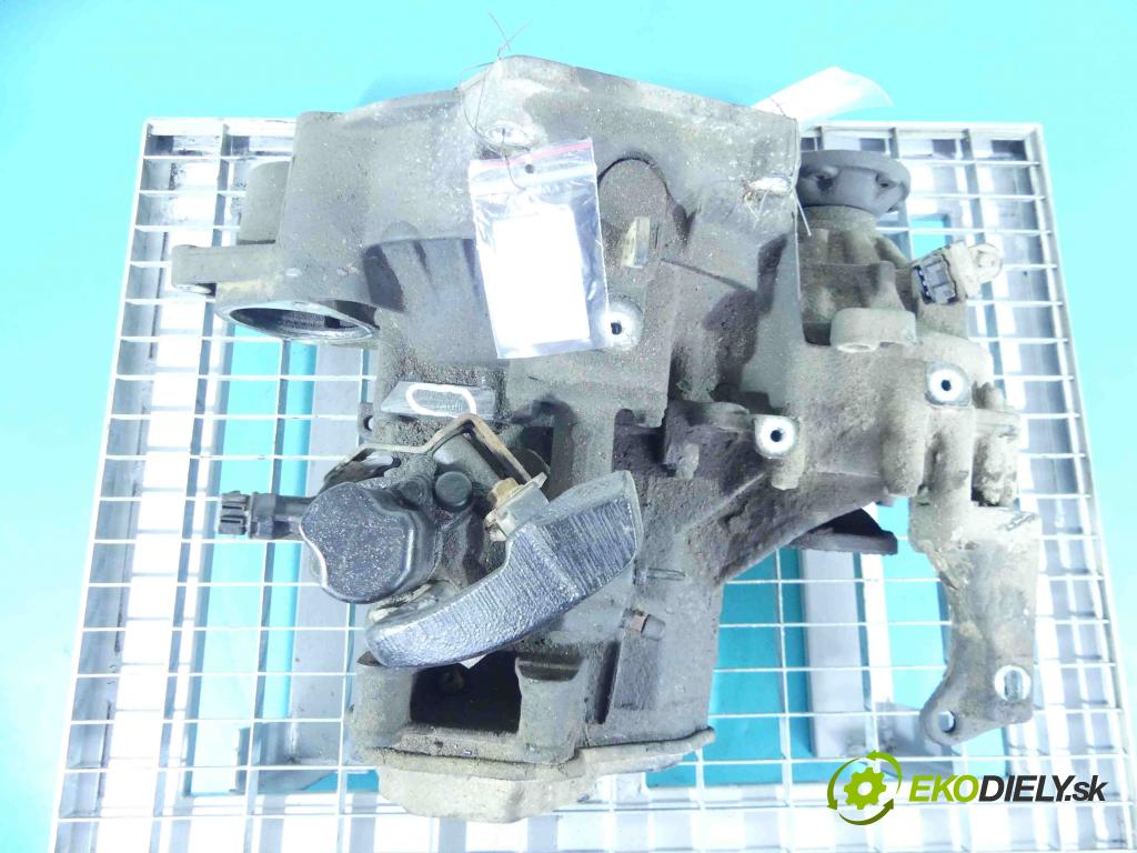 Vw Golf III 1991-1998 1.9 tdi 90 HP manual 66 kW 1896 cm3 3- prevodovka stupeň,rýchlosť manual ASD