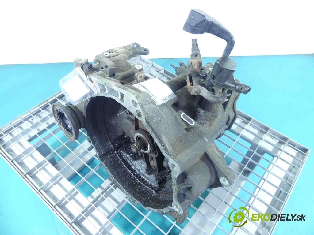 Vw Golf III 1991-1998 1.9 tdi 90 HP manual 66 kW 1896 cm3 3- prevodovka stupeň,rýchlosť manual ASD