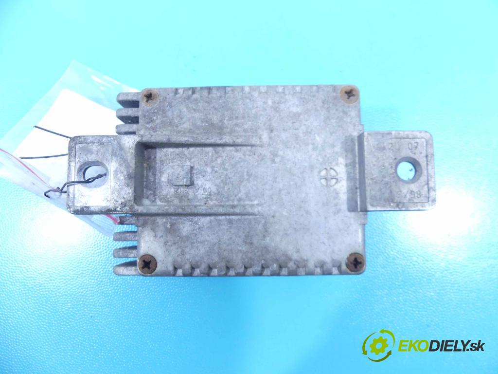 Mercedes A W168 1997-2004 1.6 102 HP manual 75 kW 1598 cm3 5- Relé: A0235456832 (Relé)