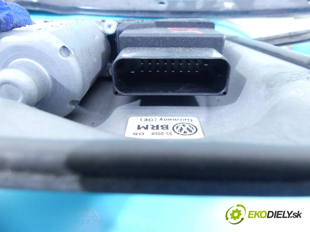Vw Golf plus 1.9 tdi 90 hp manual 66 kW 1896 cm3 5- mechanismus stahování zadní levý 5M0839401B