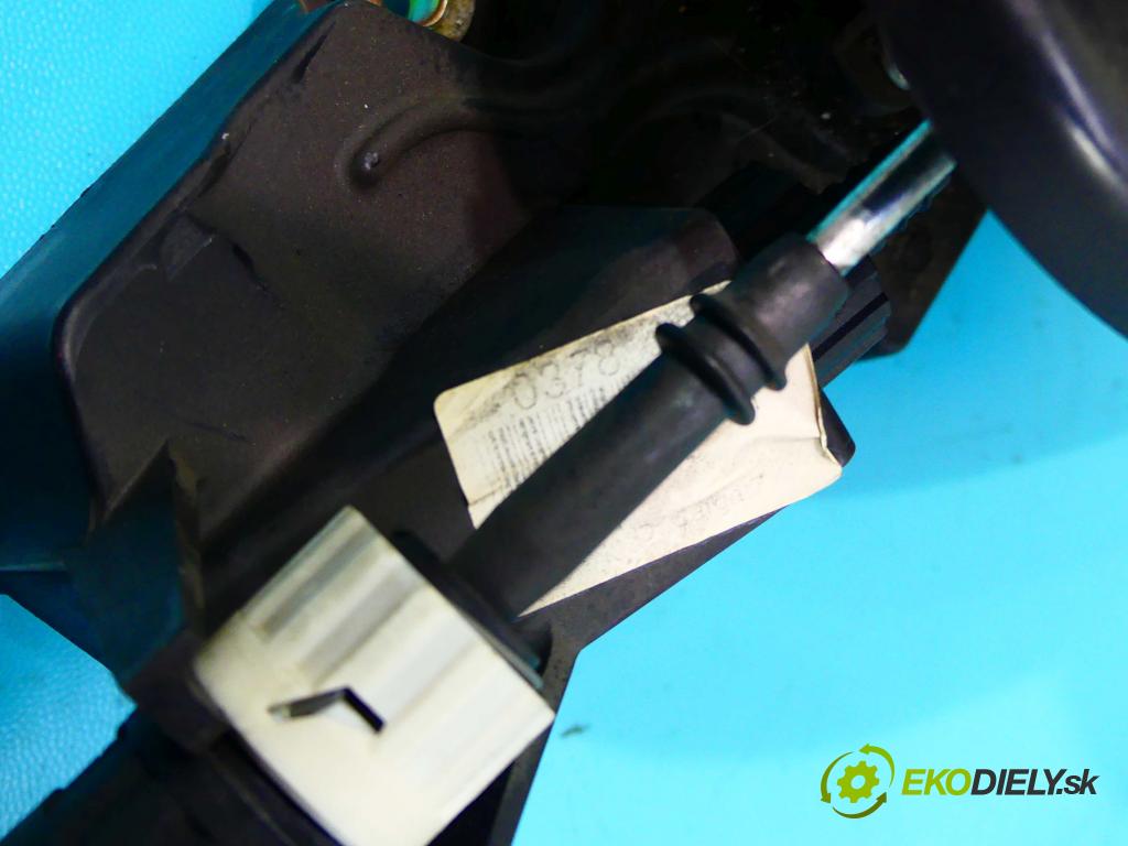 Ford Focus Mk1 1998-2004 1.6 16v 101 HP manual 74 kW 1596 cm3 5- Páka: Změny: stupeň,rýchlosť  (Rýchlostné páky / kulisy)