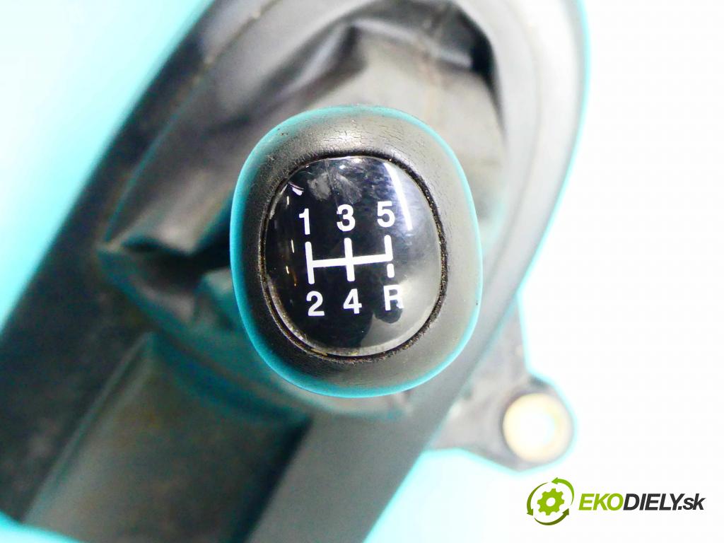 Ford Focus Mk1 1998-2004 1.6 16v 101 HP manual 74 kW 1596 cm3 5- Páka: Změny: stupeň,rýchlosť  (Rýchlostné páky / kulisy)