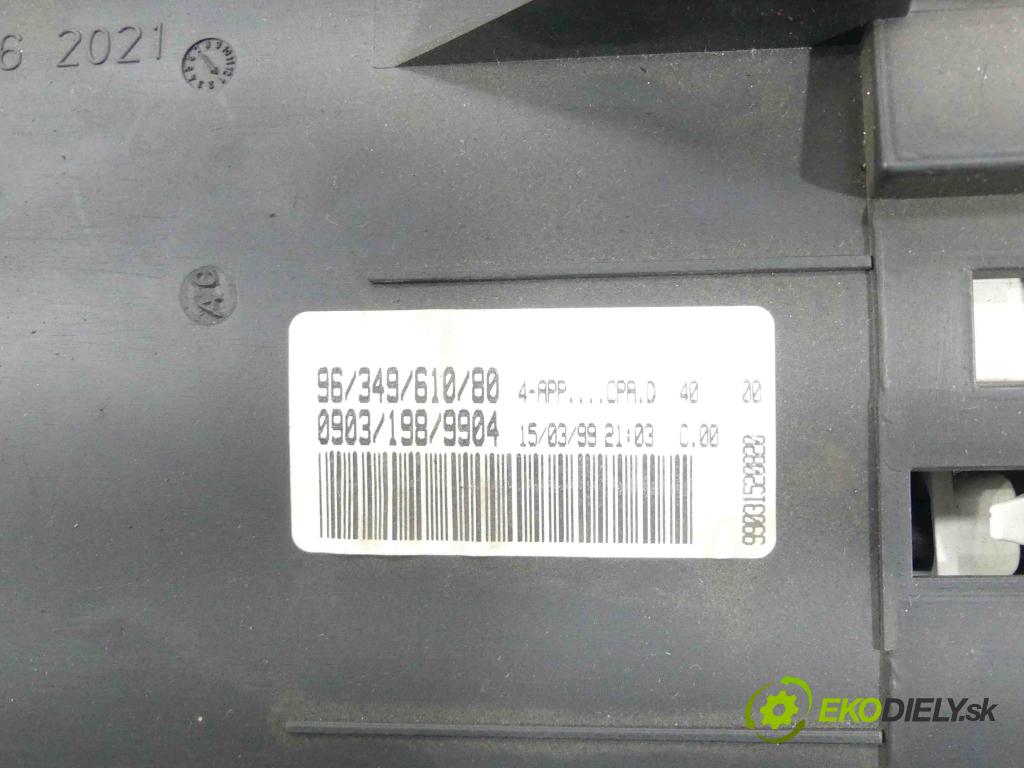 Peugeot 206 1.9d 69KM manual 51 kW 1868 cm3 5- prístrojovka/ budíky 9634961080 (Prístrojové dosky, displeje)