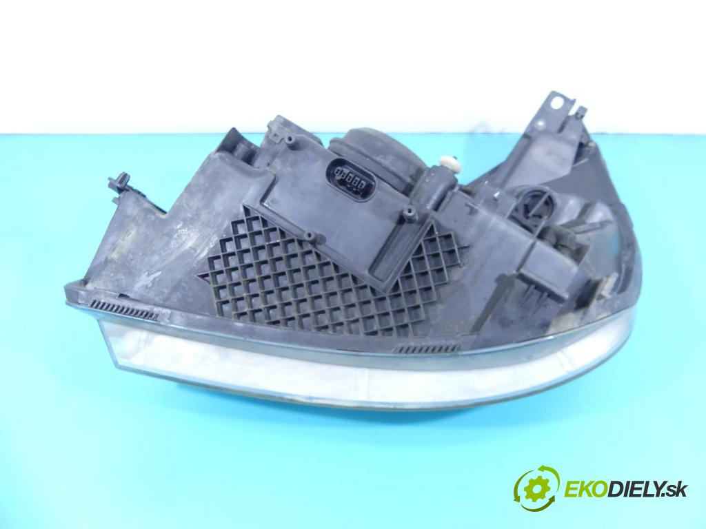 Renault Espace IV 2003-2014 2.2 DCI 150 hp manual 110 kW 2188 cm3 5- světlo pravý