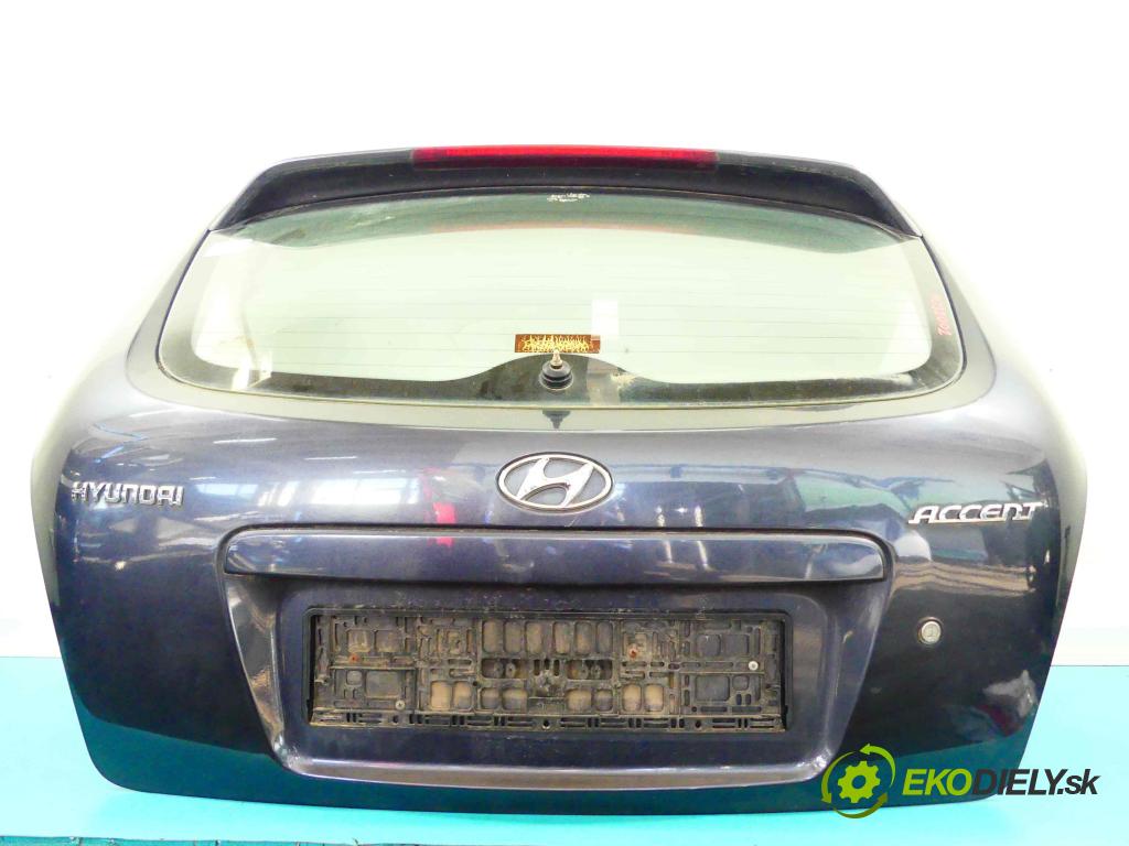 Hyundai Accent III 2005-2010 1.4 16v 97KM manual 71,3 kW 1399 cm3 3- zadna kufor  (Zadné kapoty)
