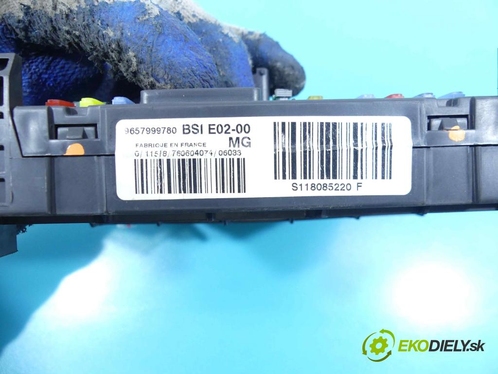 Citroen Xsara Picasso 1.6 16v 109 HP manual 80 kW 1587 cm3 5- modul riadiaca jednotka 9657999780 (Ostatné)